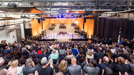 Festakt Zehn Jahre UA Ruhr Voller Saal in der Jahrhunderthalle