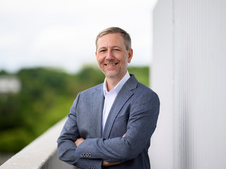 Portrait Professor Dominic Winter