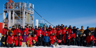 Group photo of the IceCube consortium
