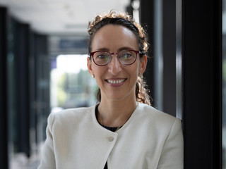 Portrait Professorin Lucia Melloni