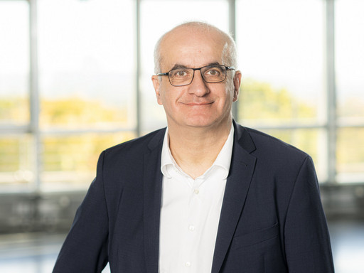 Portrait of Manfred Bayer
