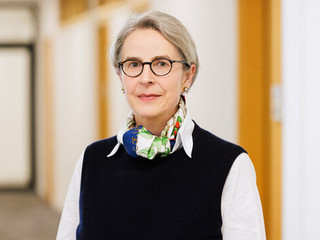 Portrait photo of Prof Dr Julika Griem from the Institute for Advanced Study in the Humanities Essen.